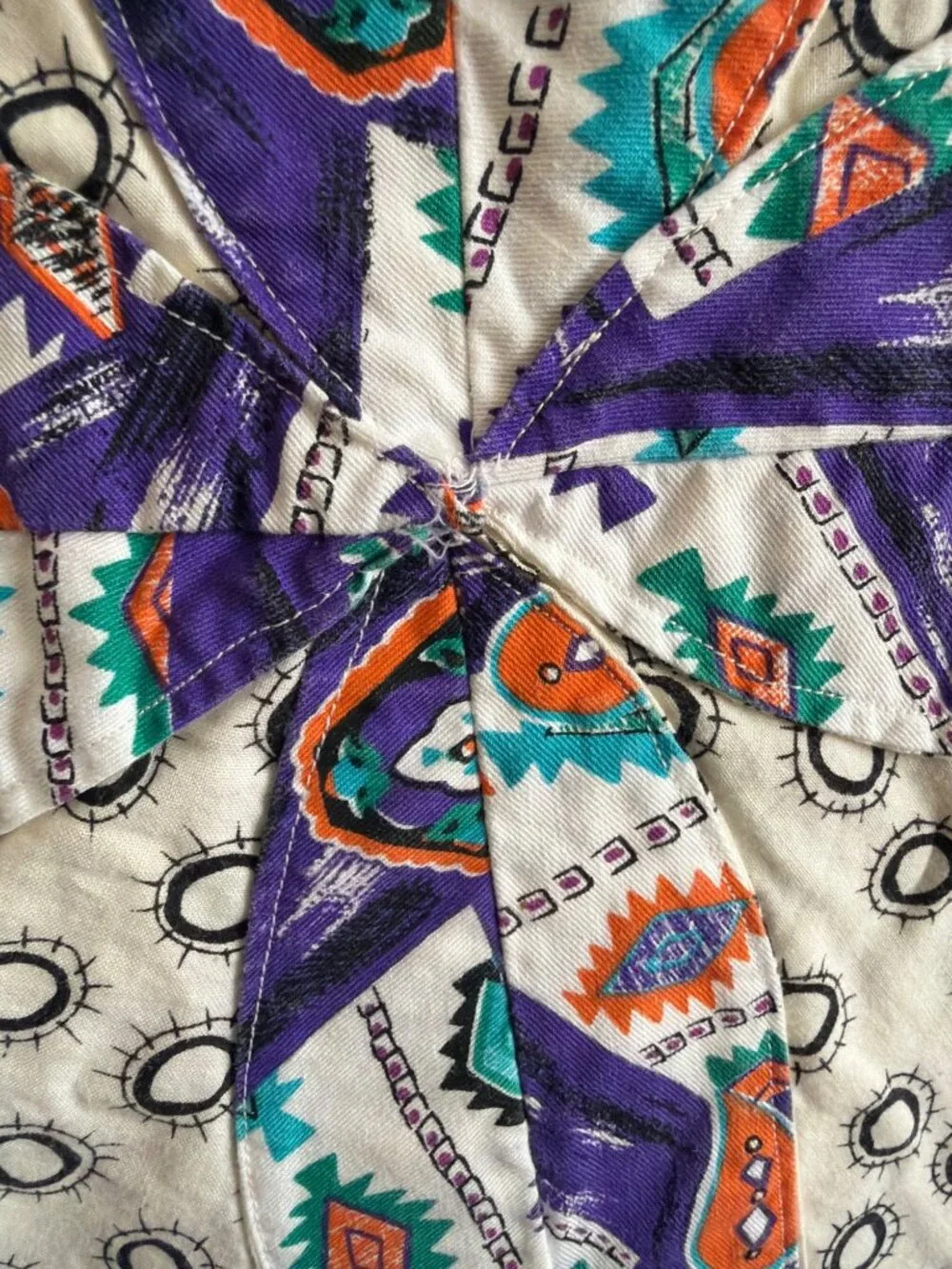 Vintage Handmade Reversible Lap Quilt Southwestern Puff Purple Biscuit 35 x 51
